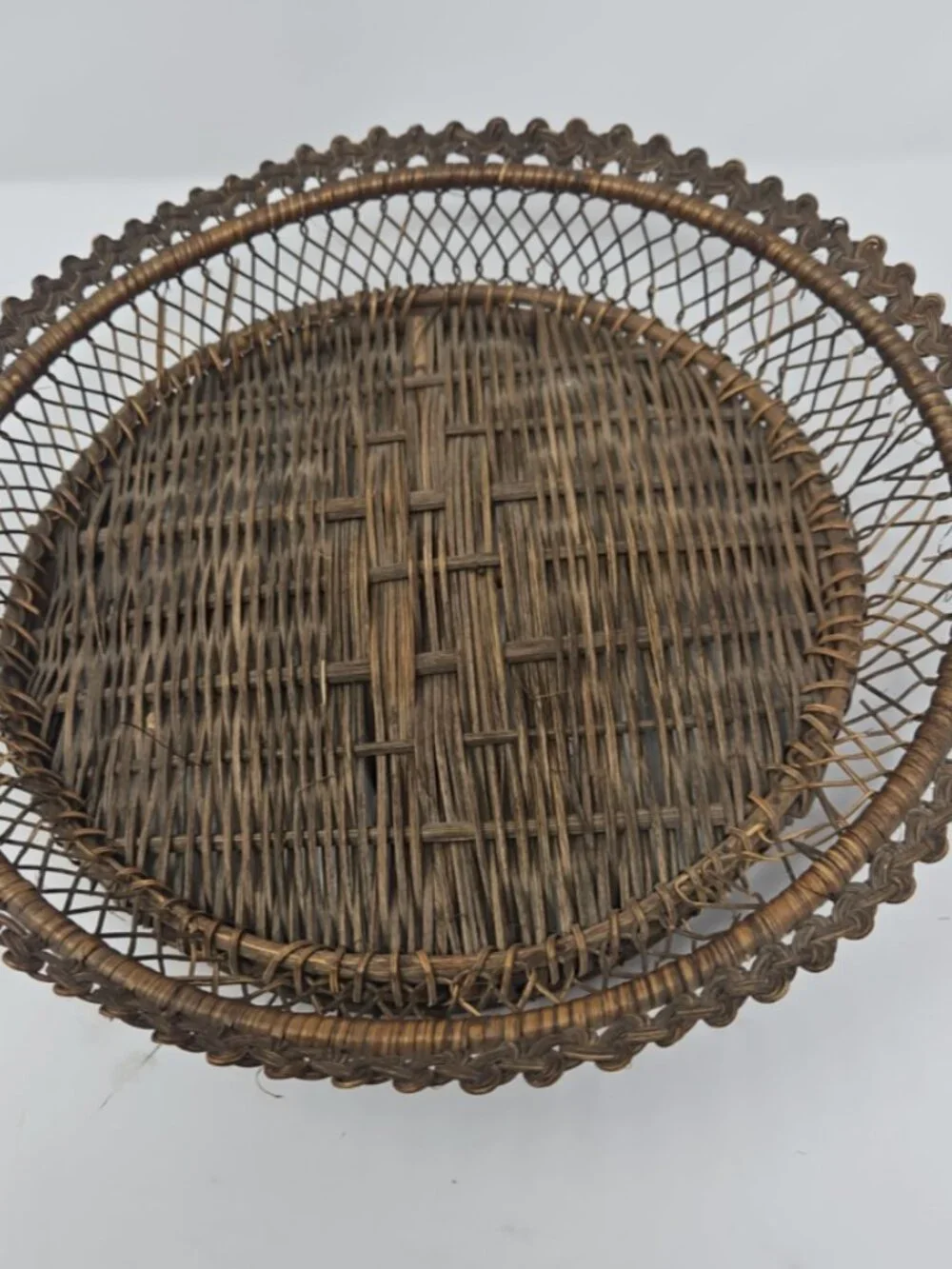 Antique Chinese Woven Bamboo Rattan Openwork Tray Basket Late Qing Republic 11